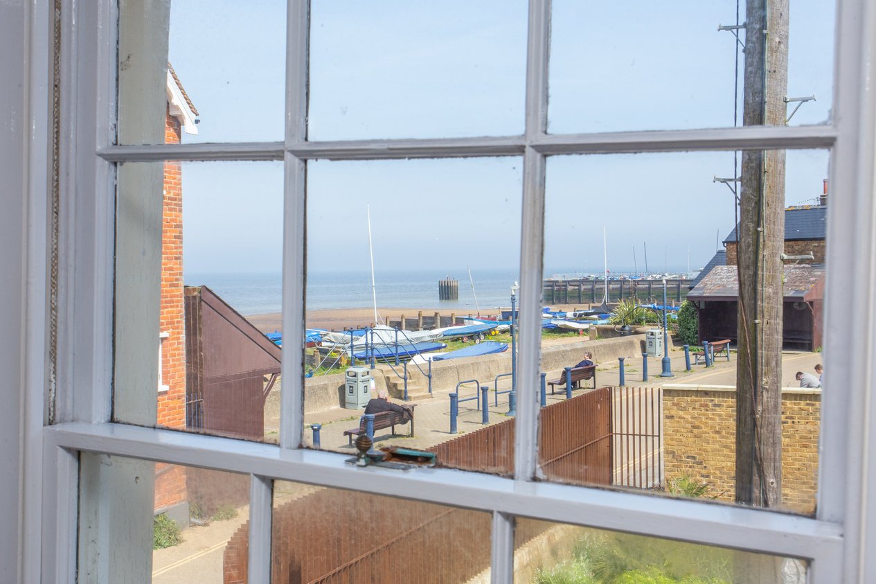 Properties Under Offer in Sea Wall Whitstable