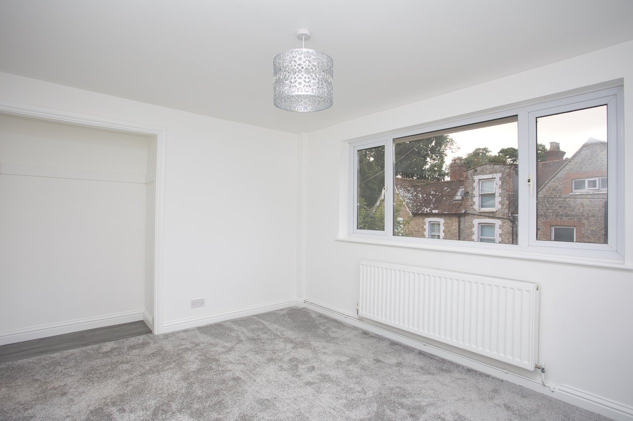 Properties Under Offer in Seabrook Vale Hythe