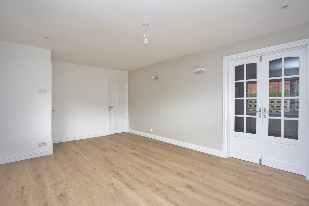 Properties Under Offer in Seabrook Vale Hythe