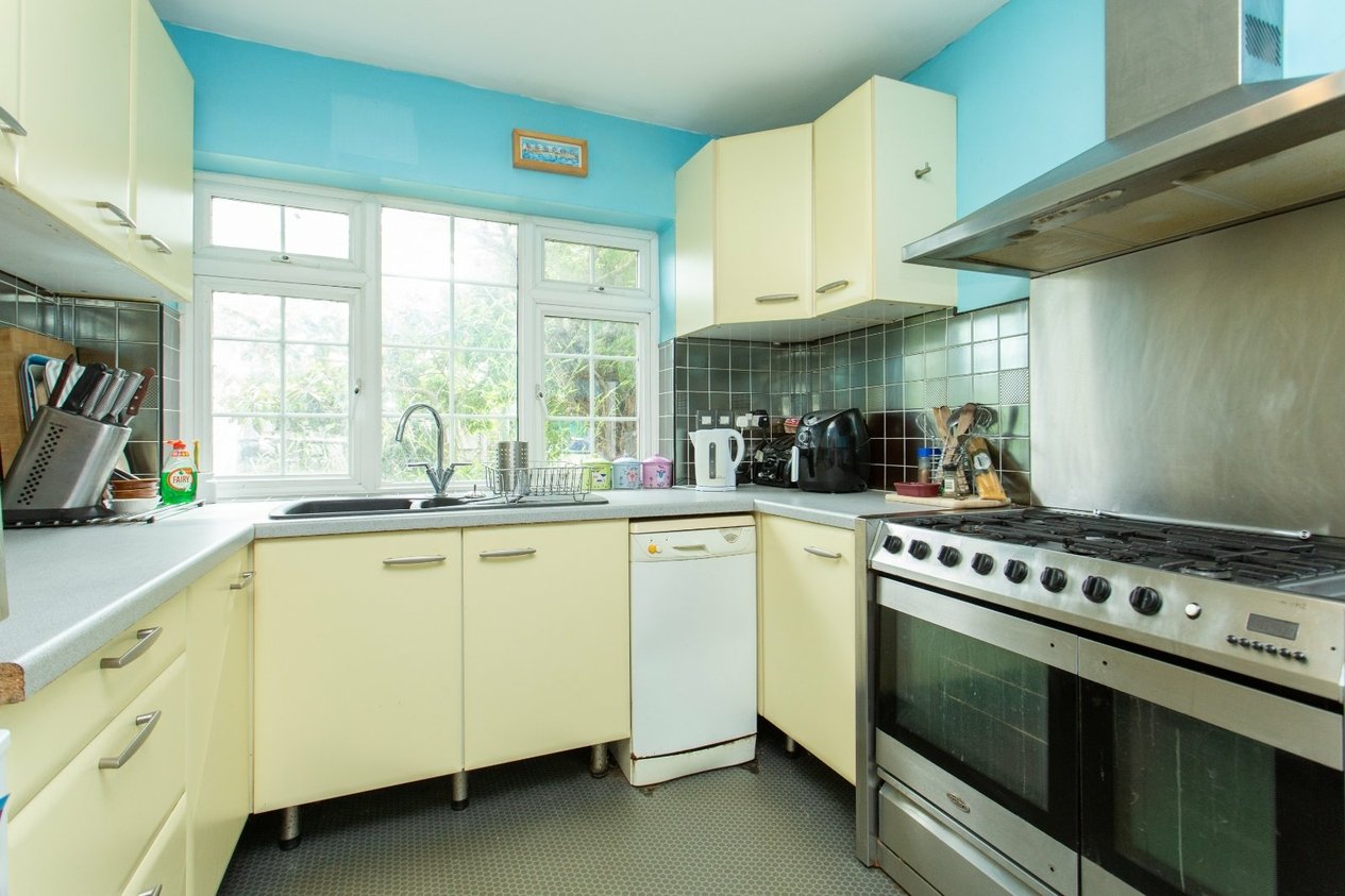 Properties For Sale in Seasalter Lane Seasalter