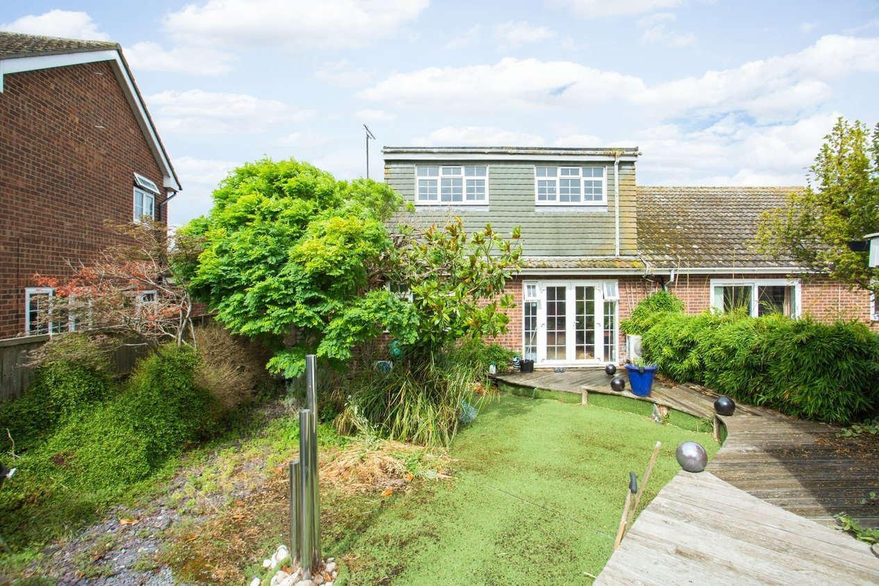 Properties For Sale in Seasalter Lane Seasalter