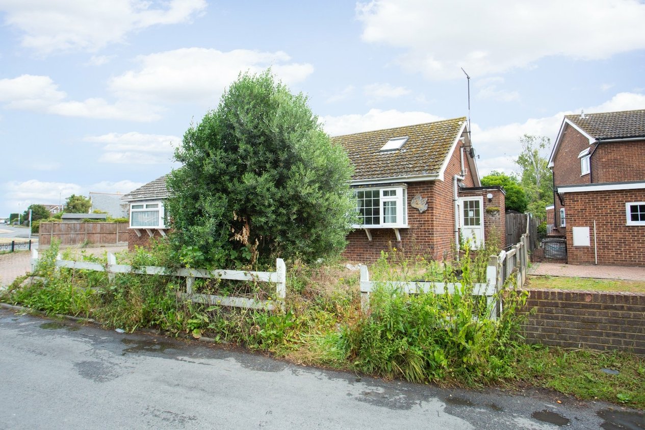 Properties For Sale in Seasalter Lane Seasalter