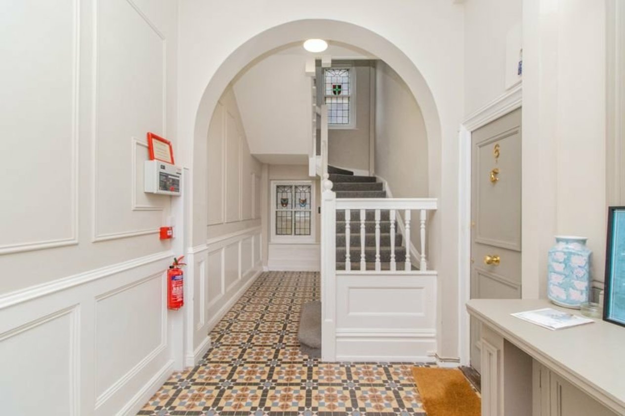 Properties For Sale in Second Avenue Margate