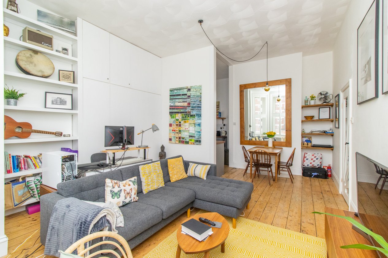 Properties For Sale in Second Avenue Margate