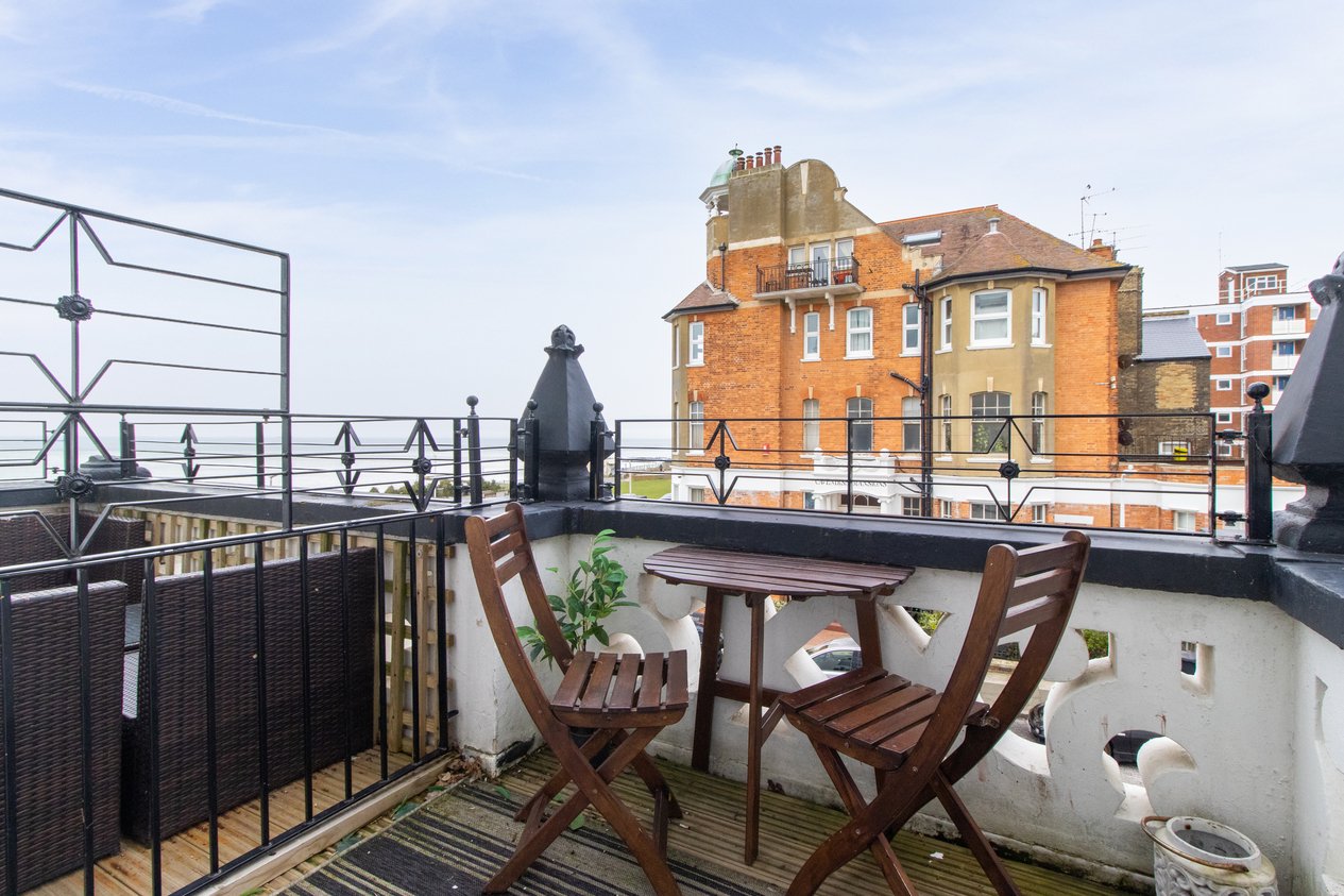 Properties For Sale in Second Avenue Margate