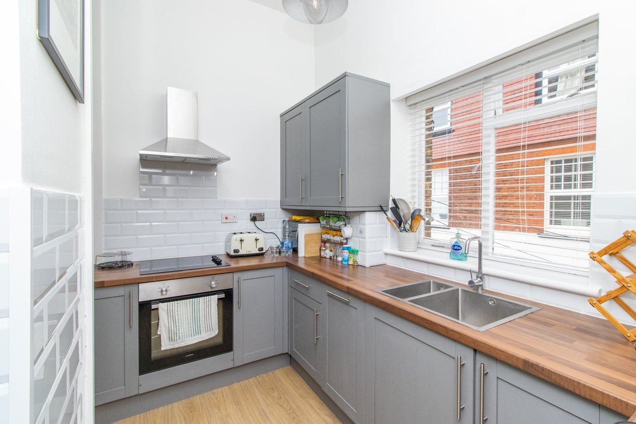 Properties For Sale in Second Avenue Margate
