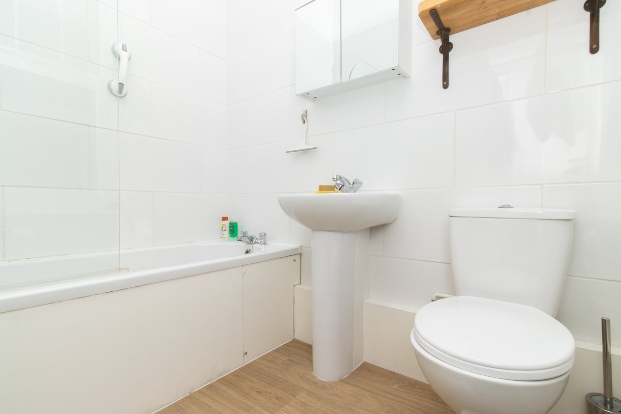 Properties For Sale in Second Avenue Margate