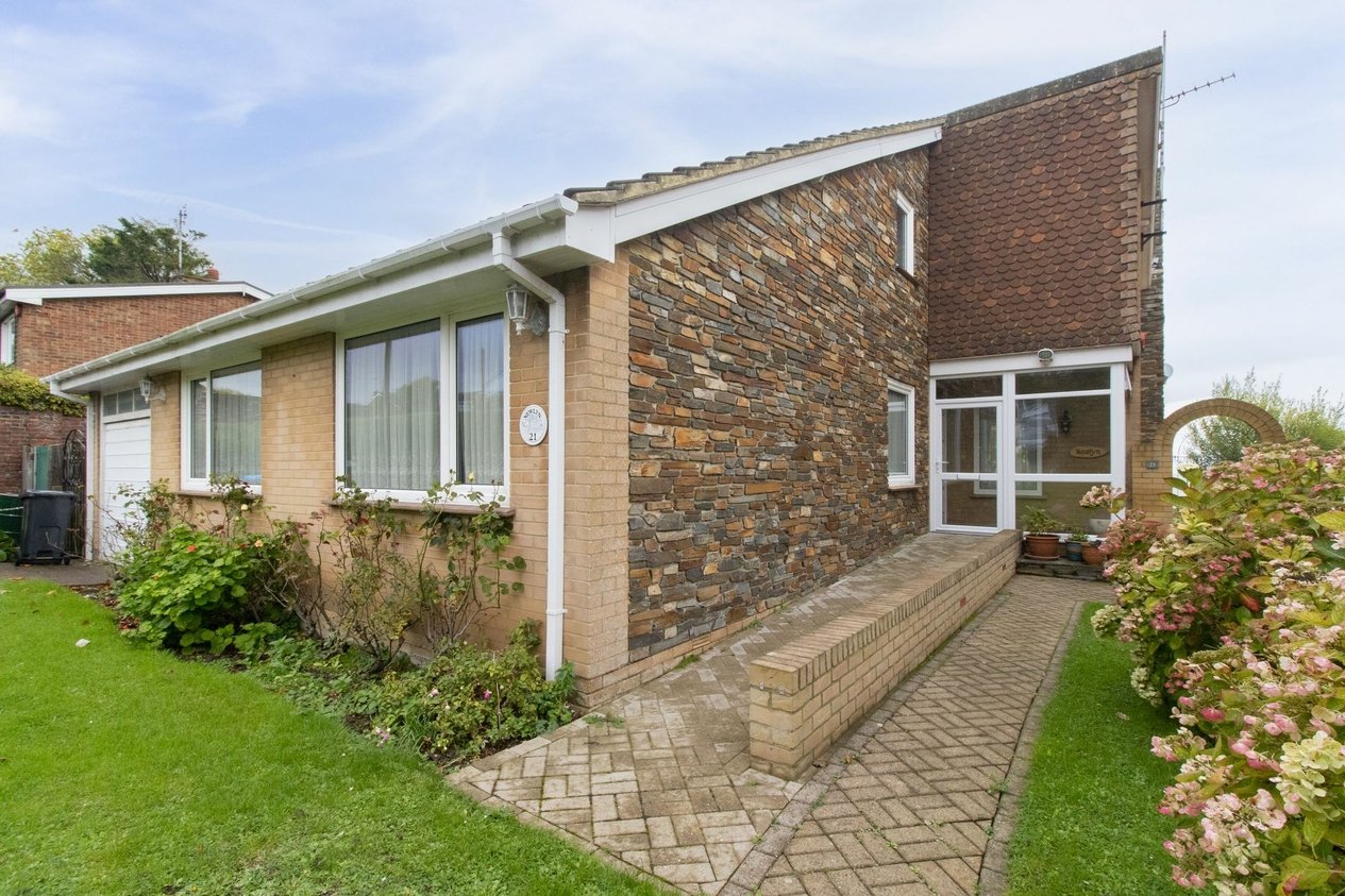 Properties For Sale in Seven Stones Drive  Broadstairs