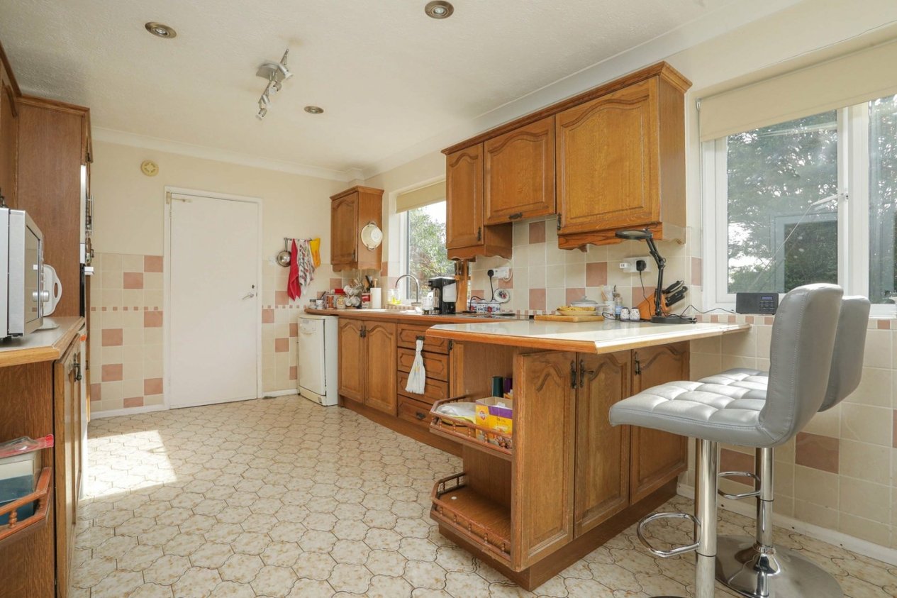 Properties Under Offer in Seven Stones Drive Broadstairs