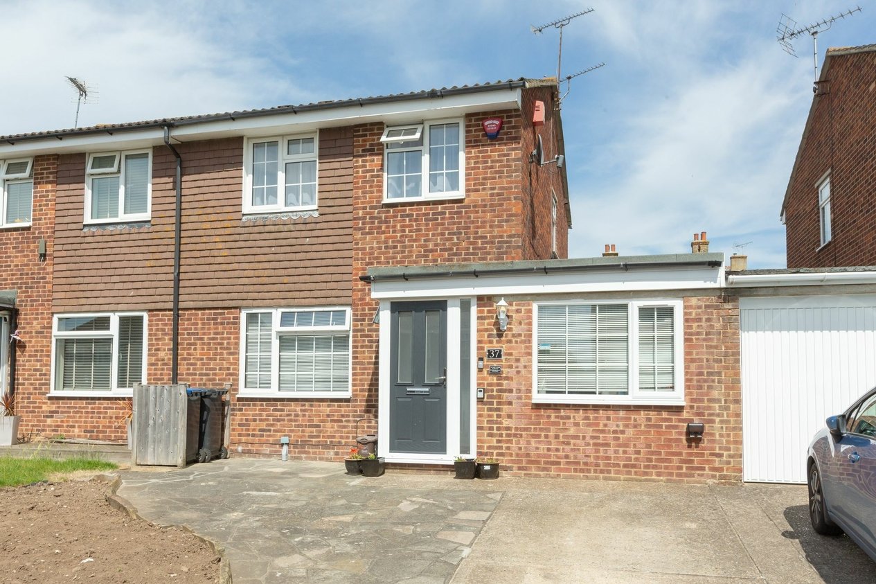 Properties For Sale in Sewell Close  Birchington