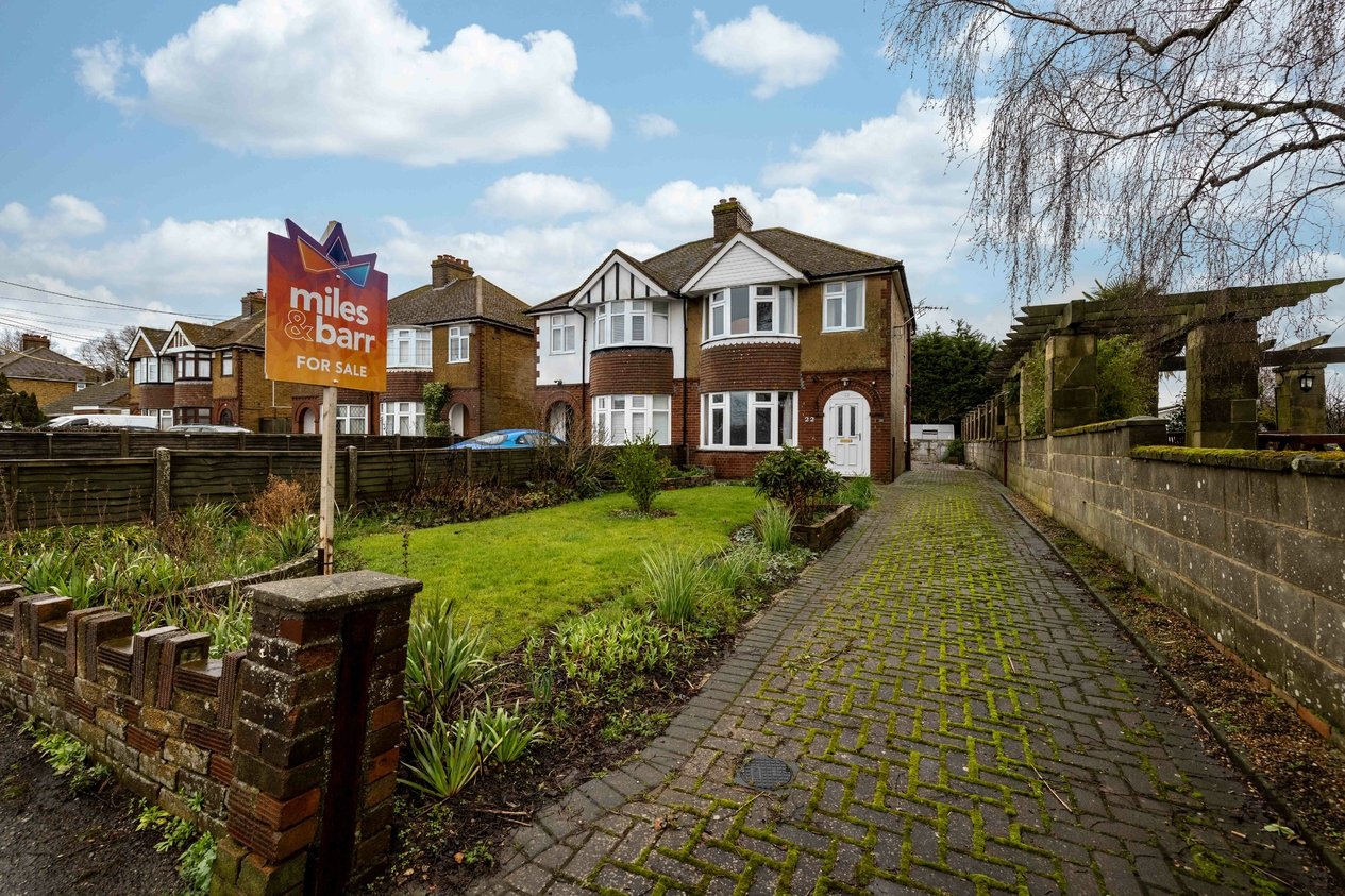 Properties For Sale in Shalloak Road Broad Oak