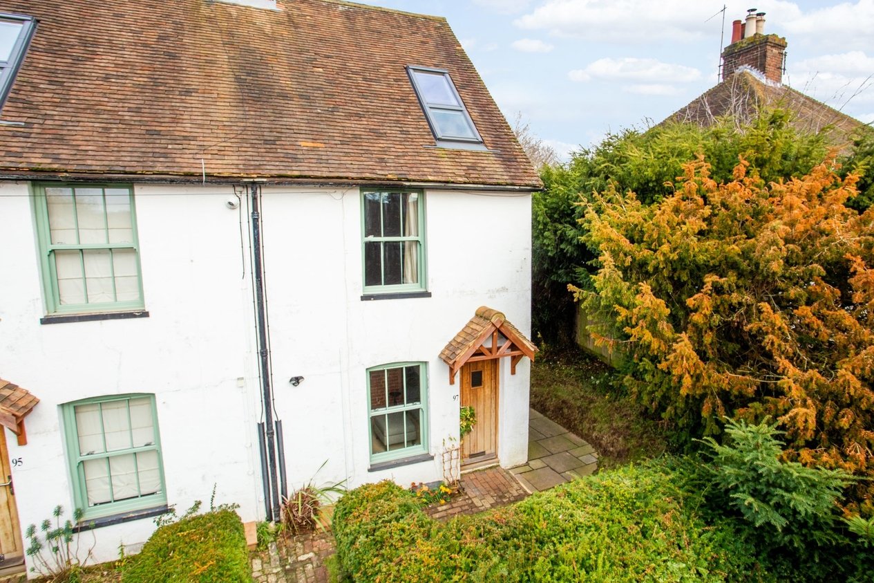 Properties Sold Subject To Contract in Shalmsford Street  Chartham