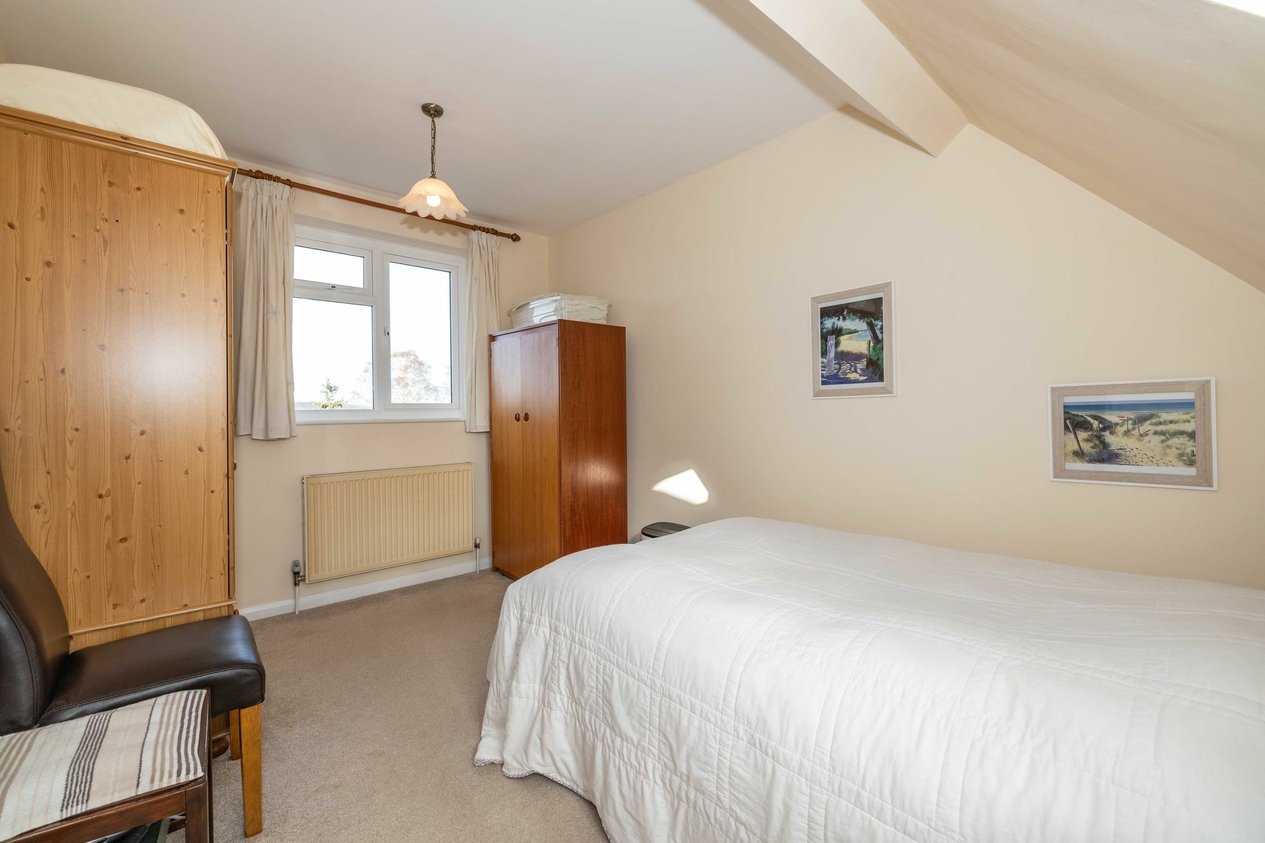 Properties Sold Subject To Contract in Shalmsford Street  Chartham