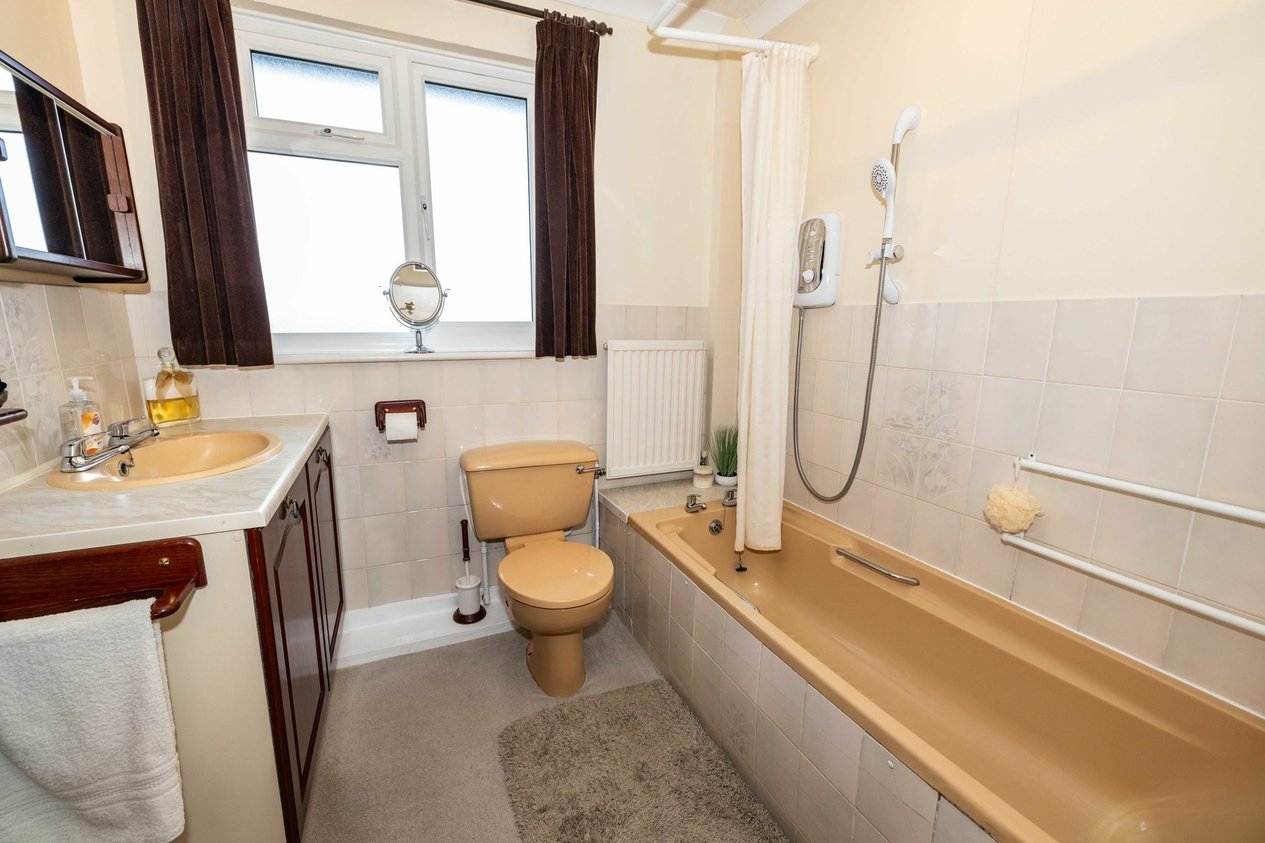 Properties Sold Subject To Contract in Shalmsford Street  Chartham