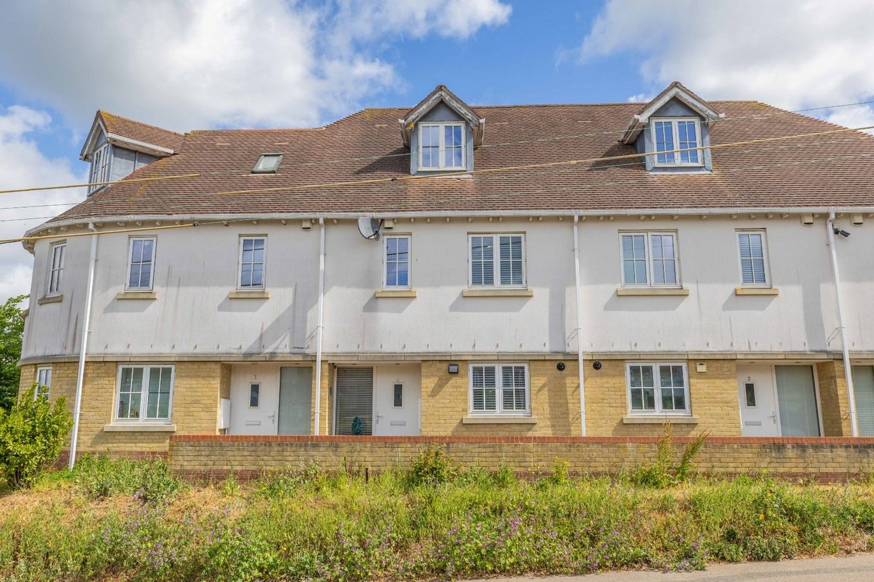Properties For Sale in Shalmsford Street Chartham