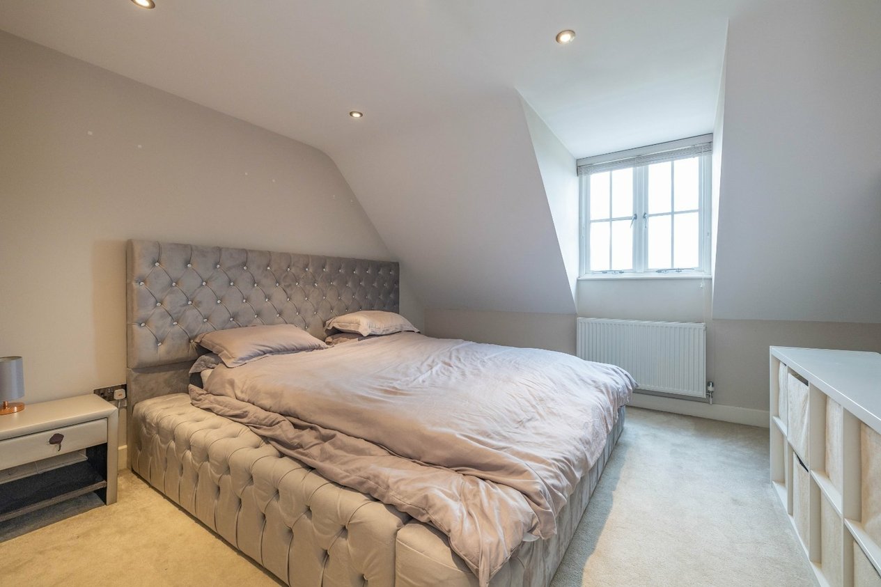 Properties For Sale in Shalmsford Street Chartham