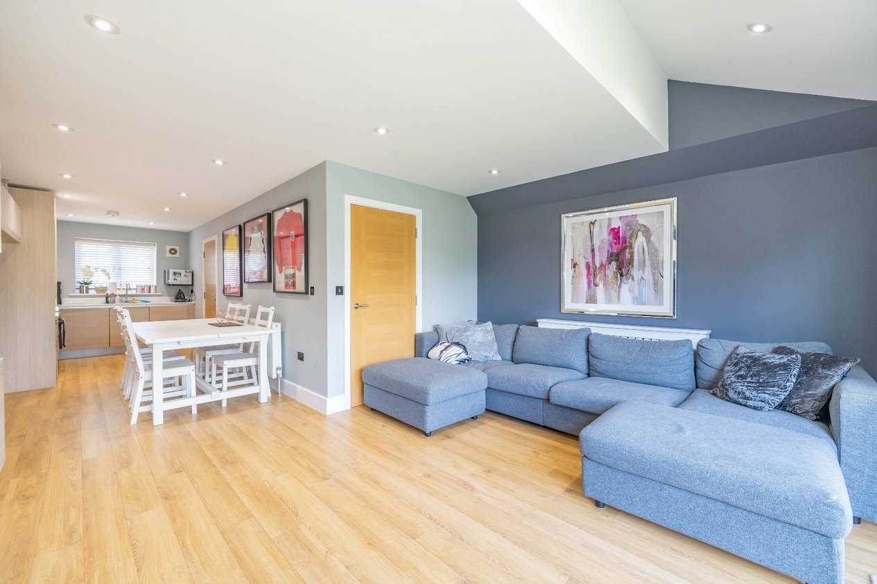 Properties For Sale in Shalmsford Street Chartham