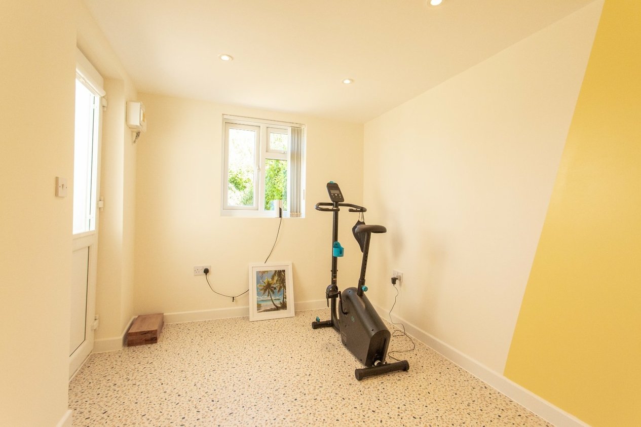 Properties For Sale in Shearwater Avenue Whitstable