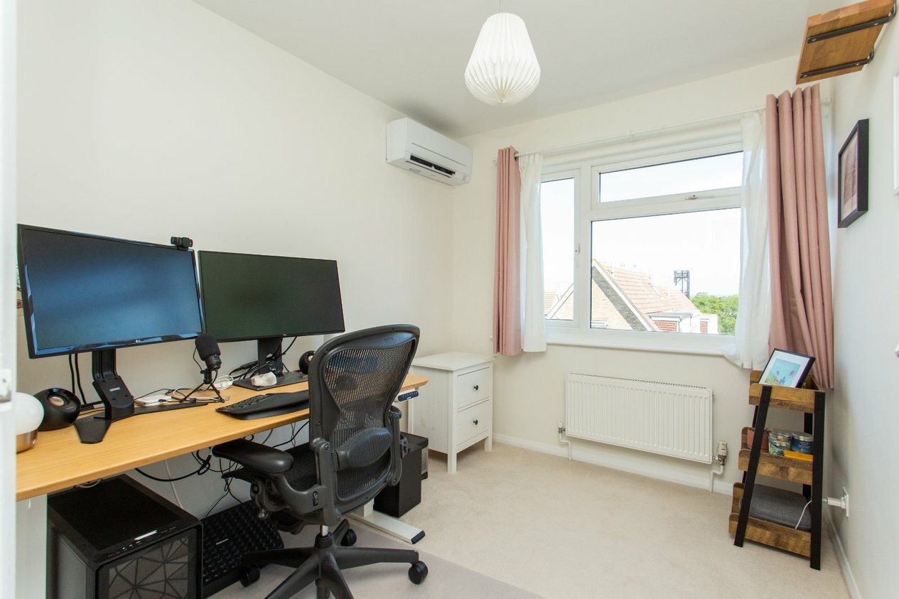 Properties For Sale in Shearwater Avenue Whitstable