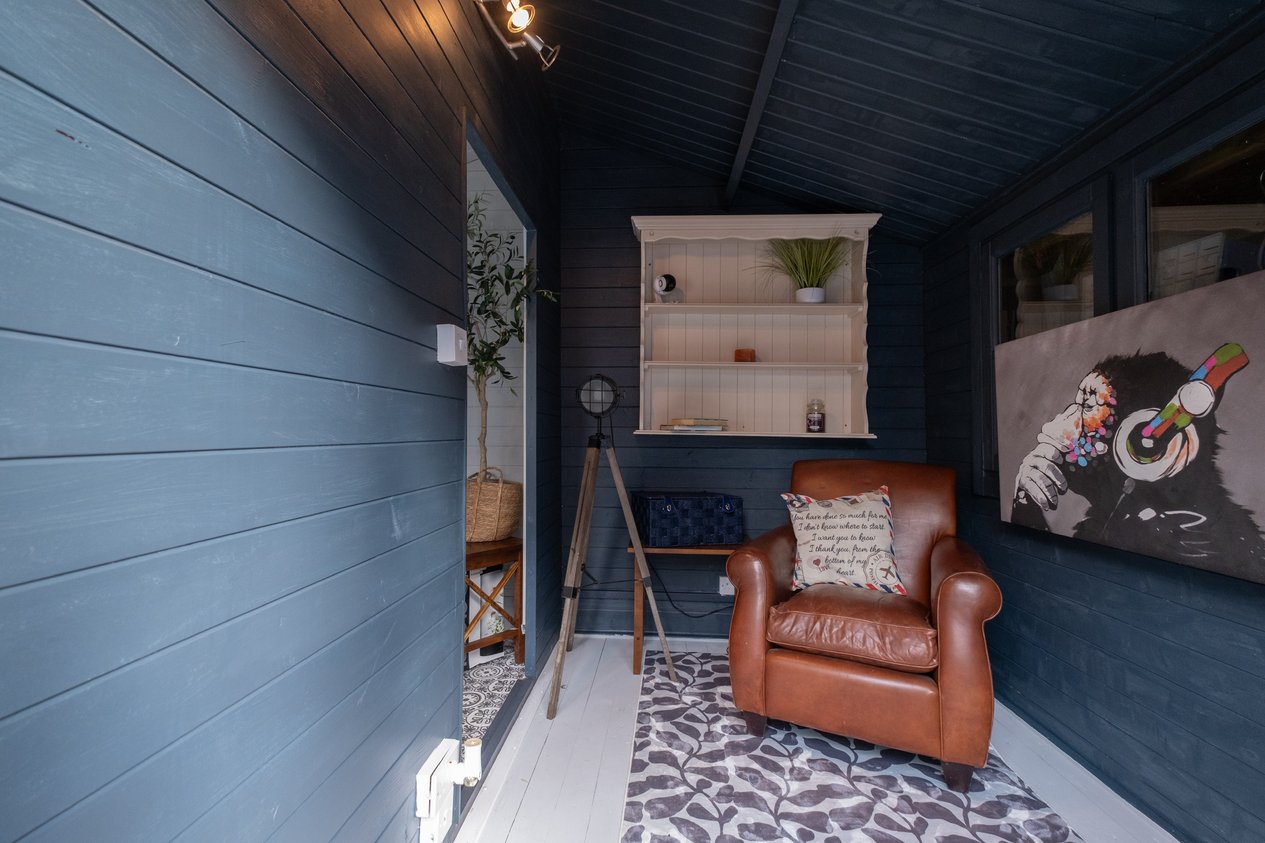 Properties Under Offer in Sheerways Faversham