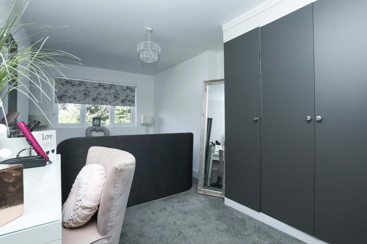 Properties Under Offer in Sheerways Faversham