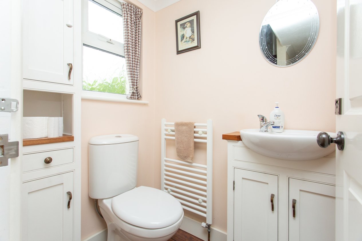 Properties For Sale in Shooters Hill Eythorne