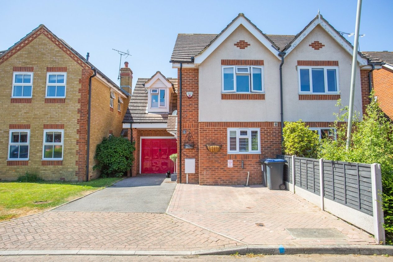 Properties For Sale in Shore Close Herne Bay