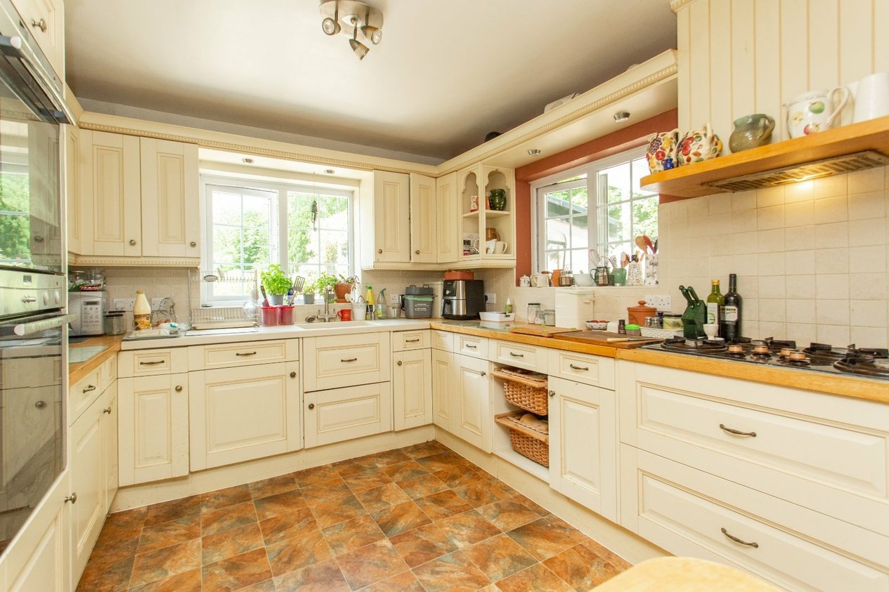 Properties For Sale in Shoreham Lane Tenterden