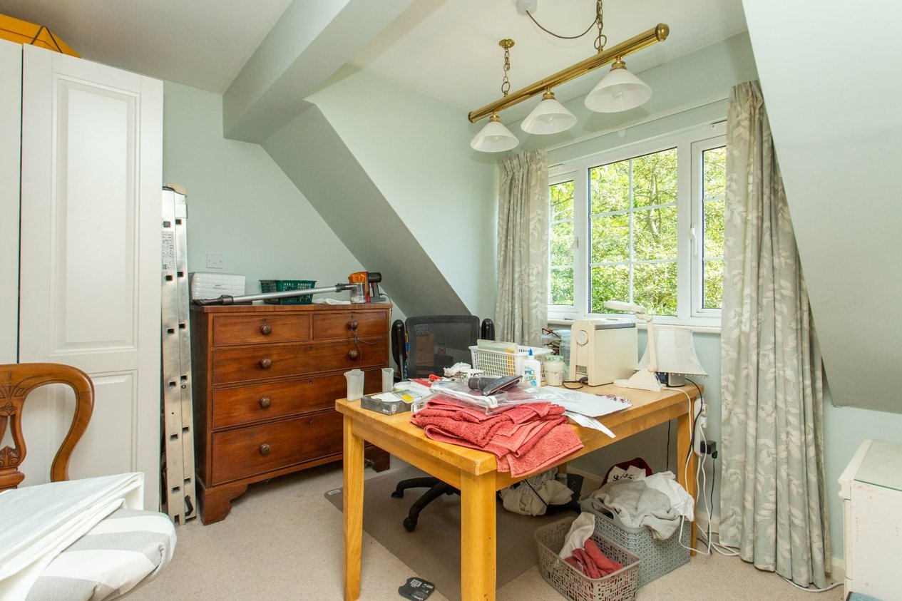 Properties For Sale in Shoreham Lane Tenterden