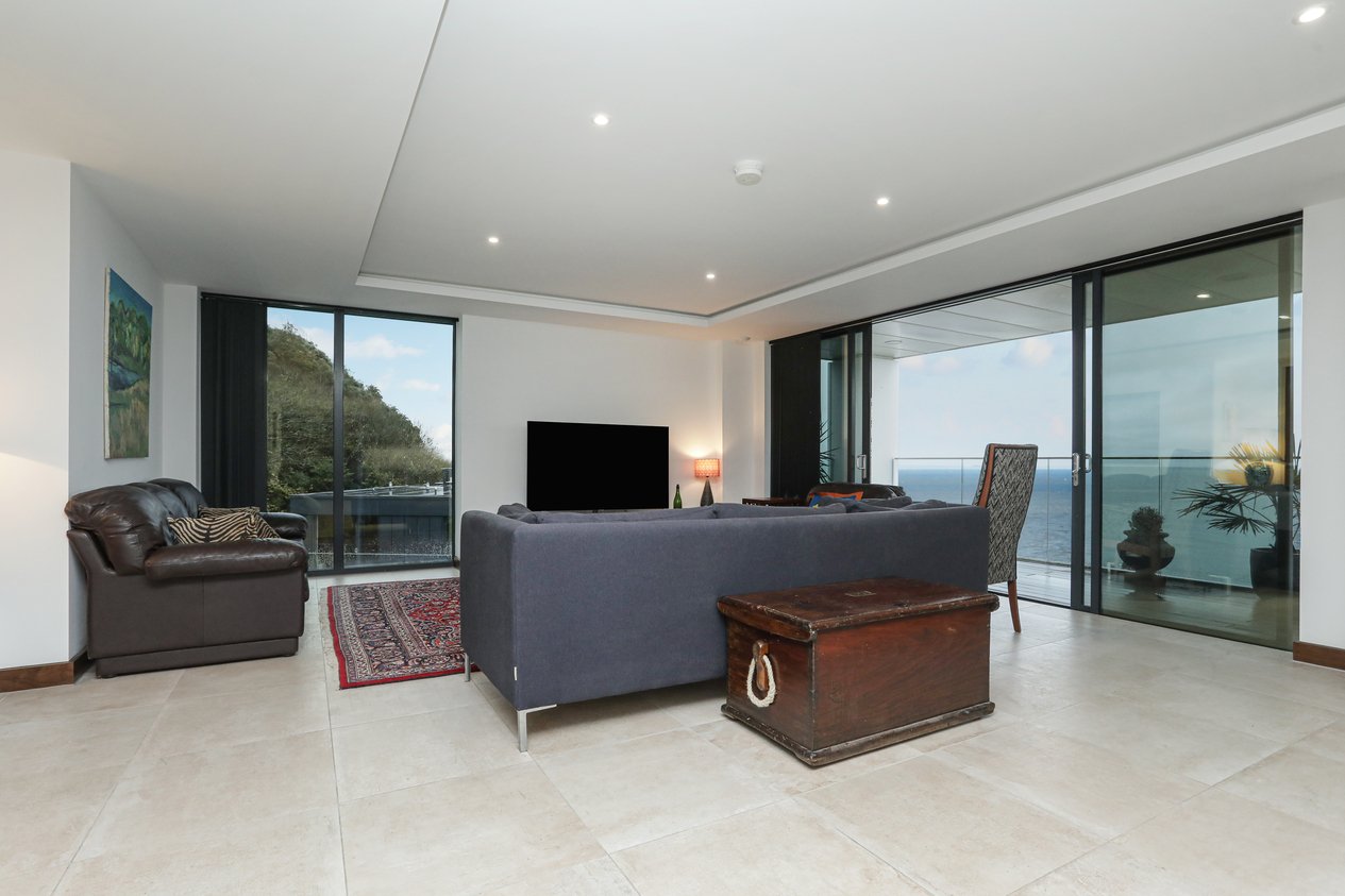 Properties For Sale in Shorncliffe House Encombe Sandgate