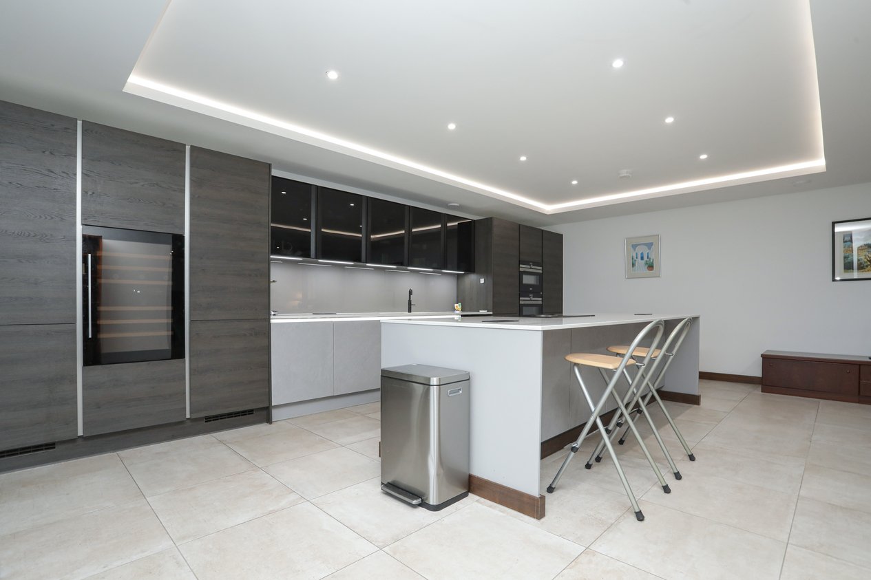 Properties For Sale in Shorncliffe House Encombe Sandgate