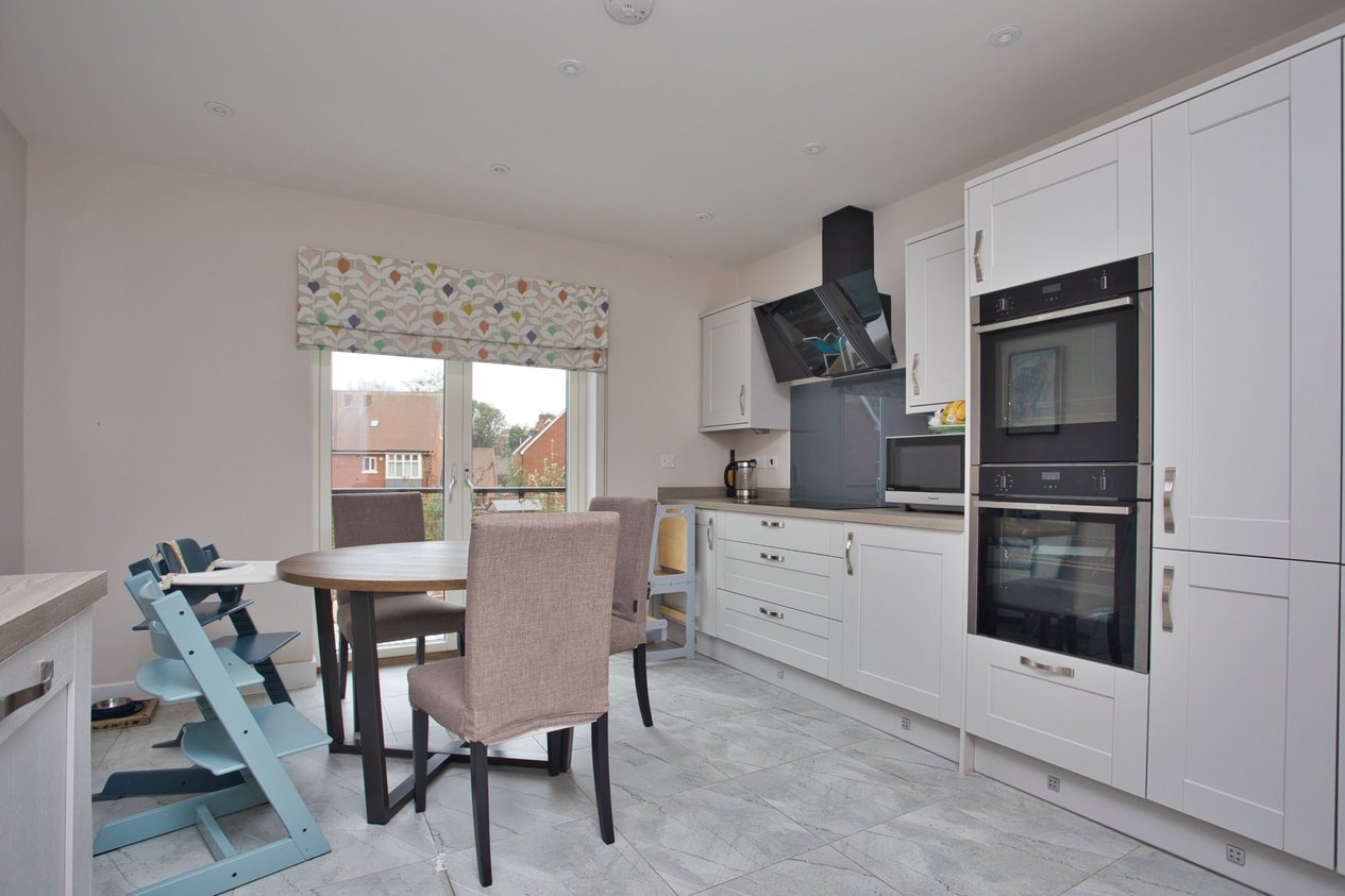 Properties Under Offer in Shorncliffe Road Folkestone