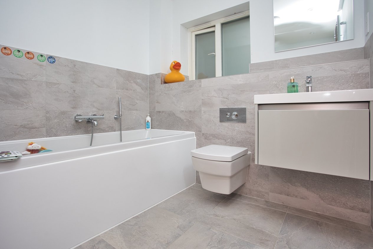 Properties Under Offer in Shorncliffe Road Folkestone
