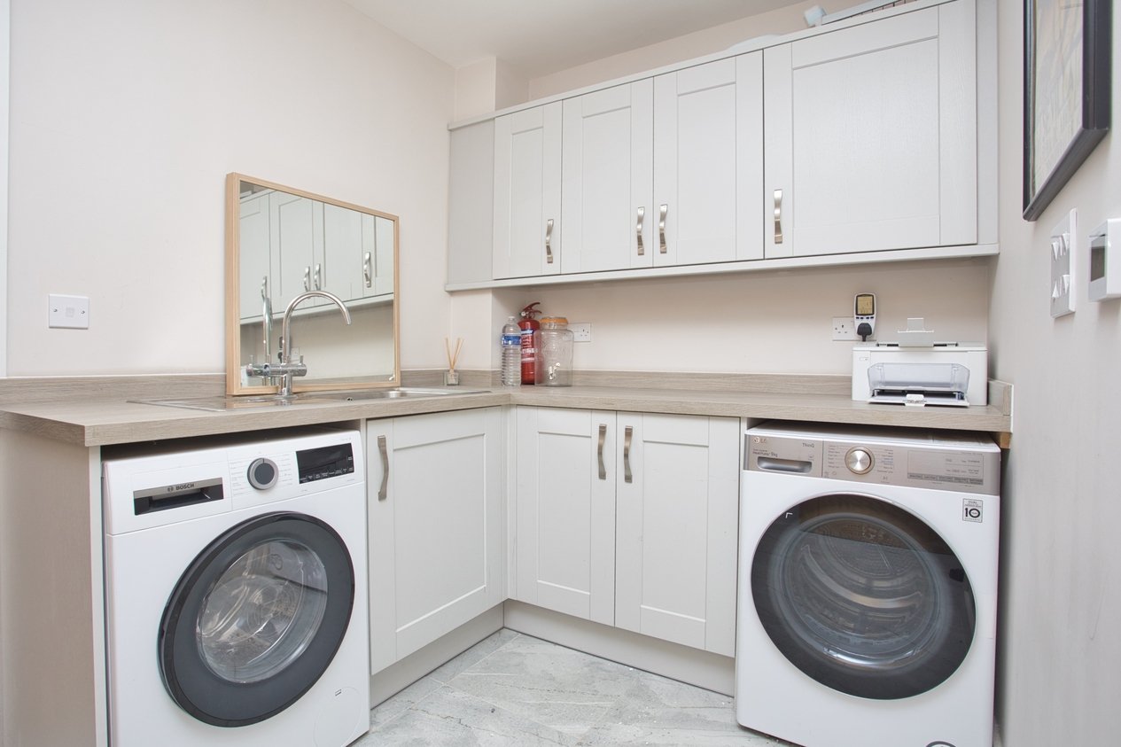 Properties Under Offer in Shorncliffe Road Folkestone