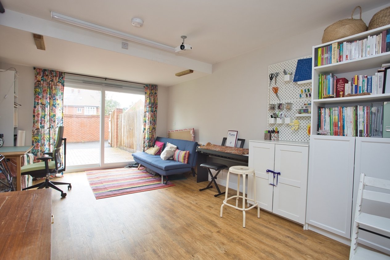 Properties Under Offer in Shorncliffe Road Folkestone