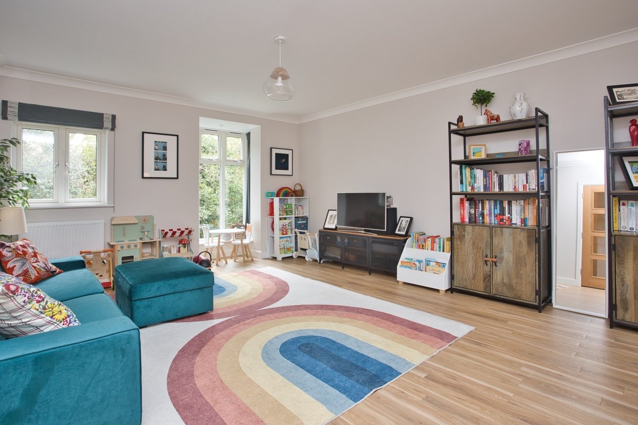 Properties Under Offer in Shorncliffe Road Folkestone