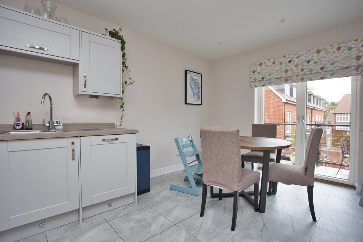 Properties Under Offer in Shorncliffe Road Folkestone