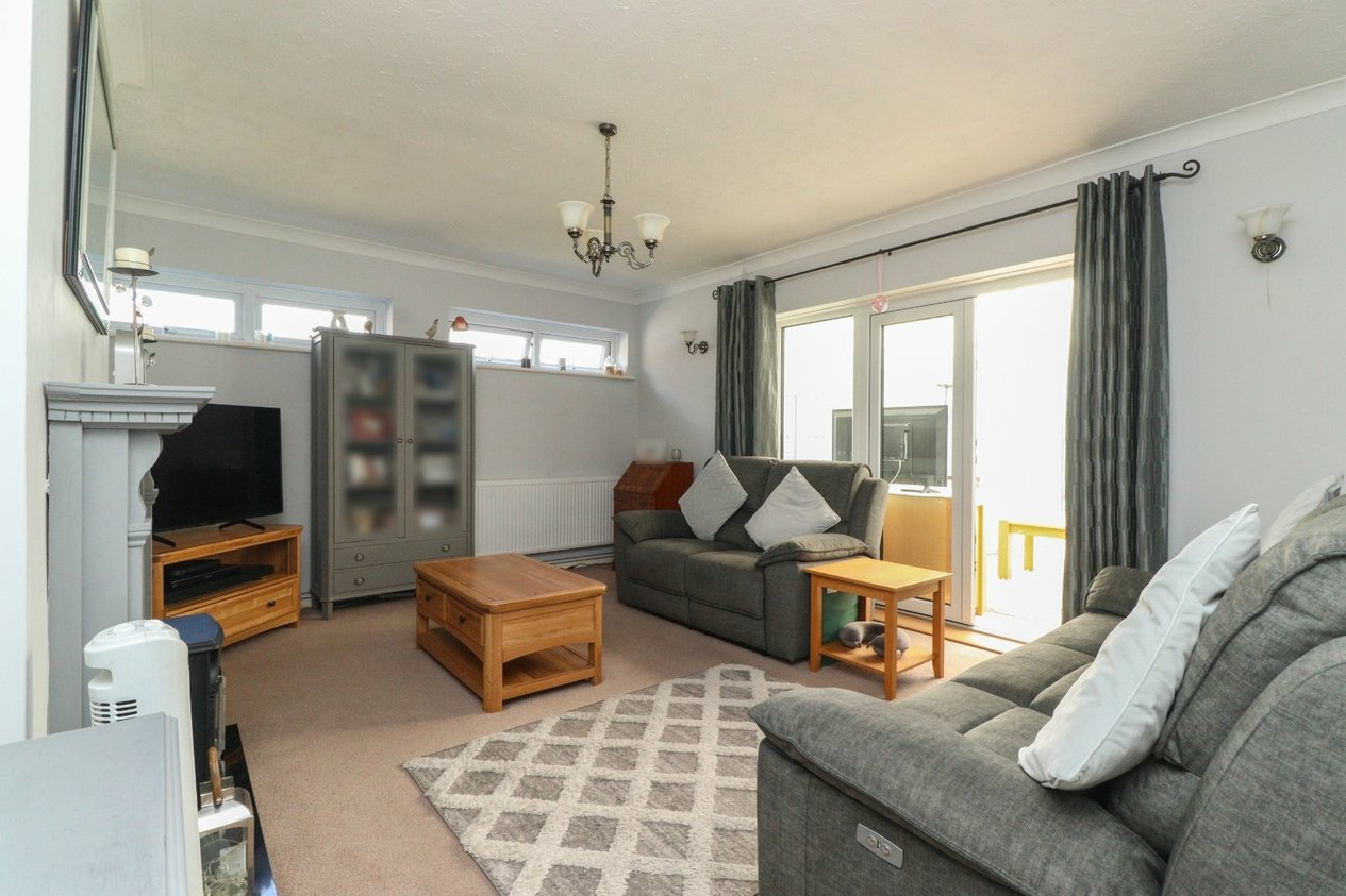 Properties For Sale in Simon Avenue Cliftonville