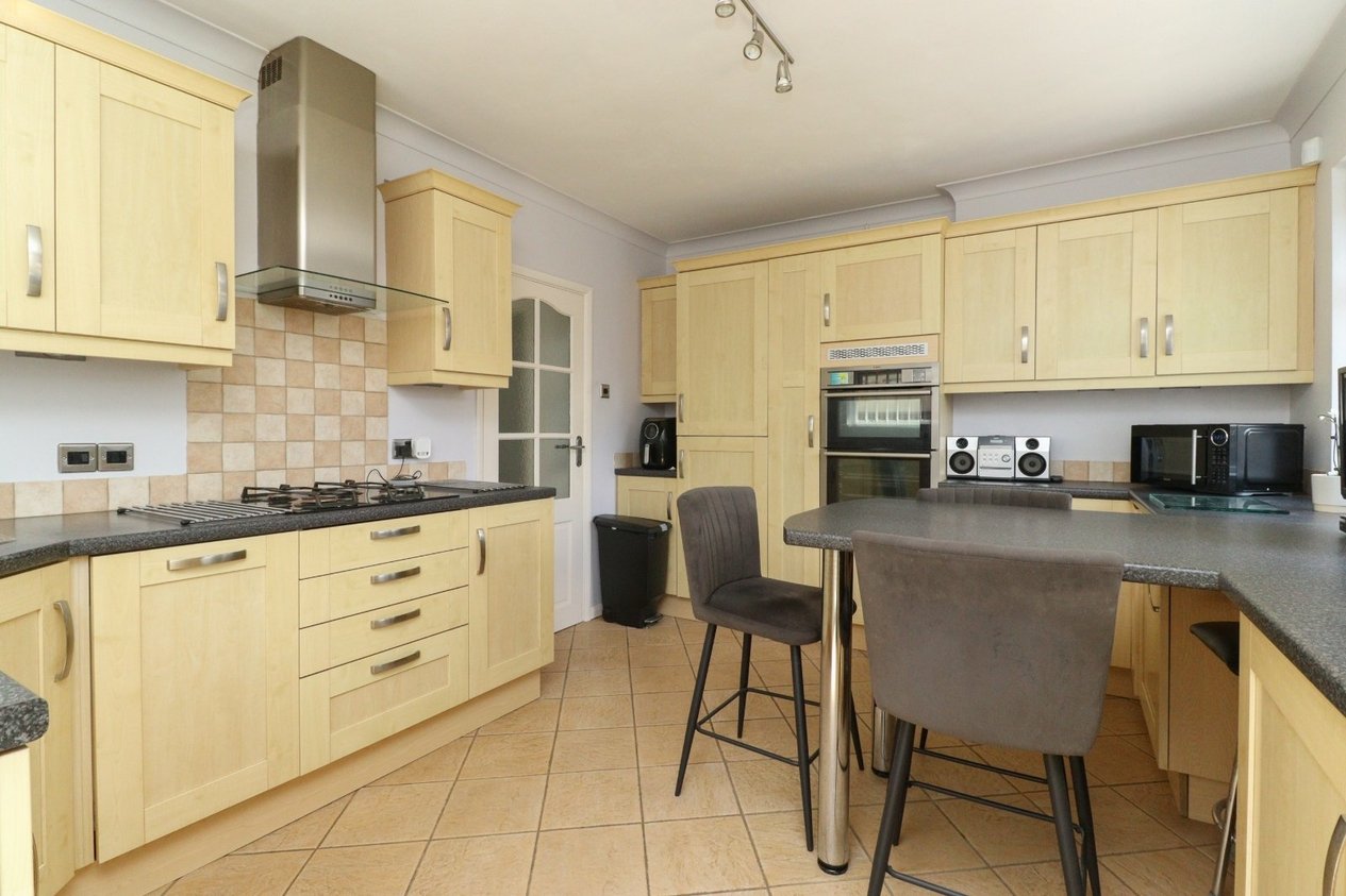 Properties For Sale in Simon Avenue Cliftonville