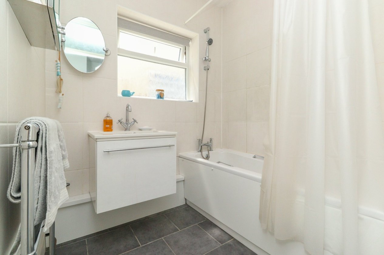Properties For Sale in Simon Avenue Cliftonville