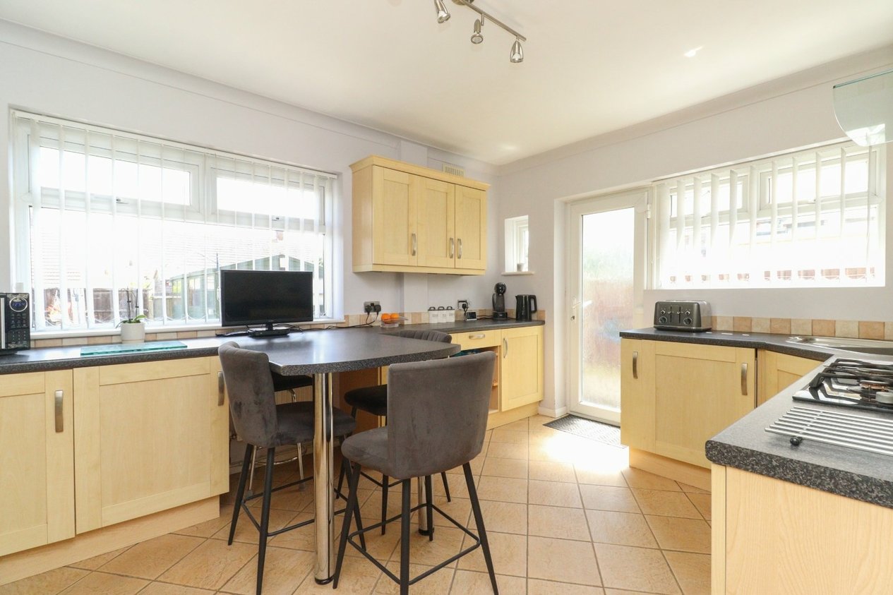 Properties For Sale in Simon Avenue Cliftonville