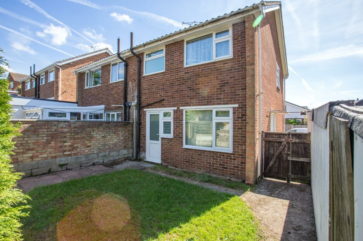 Properties Under Offer in Sleigh Road Sturry
