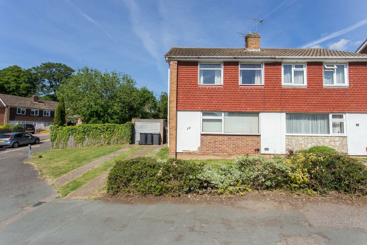 Properties Under Offer in Sleigh Road Sturry