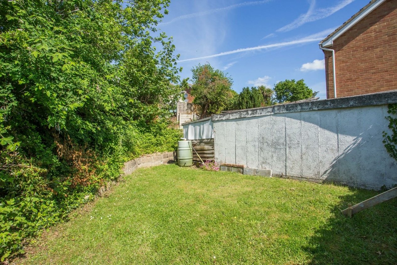 Properties Under Offer in Sleigh Road Sturry