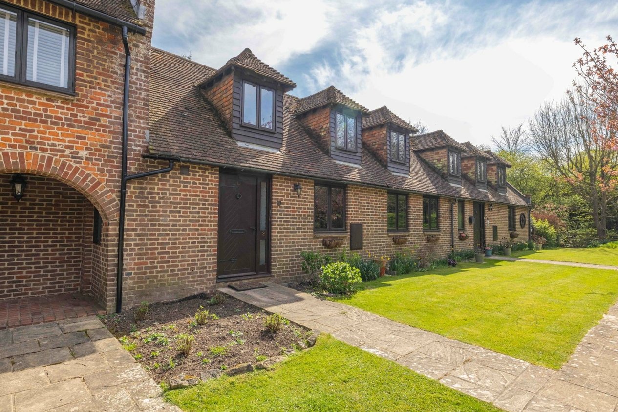 Properties For Sale in Somerfield Barn Court Sellindge