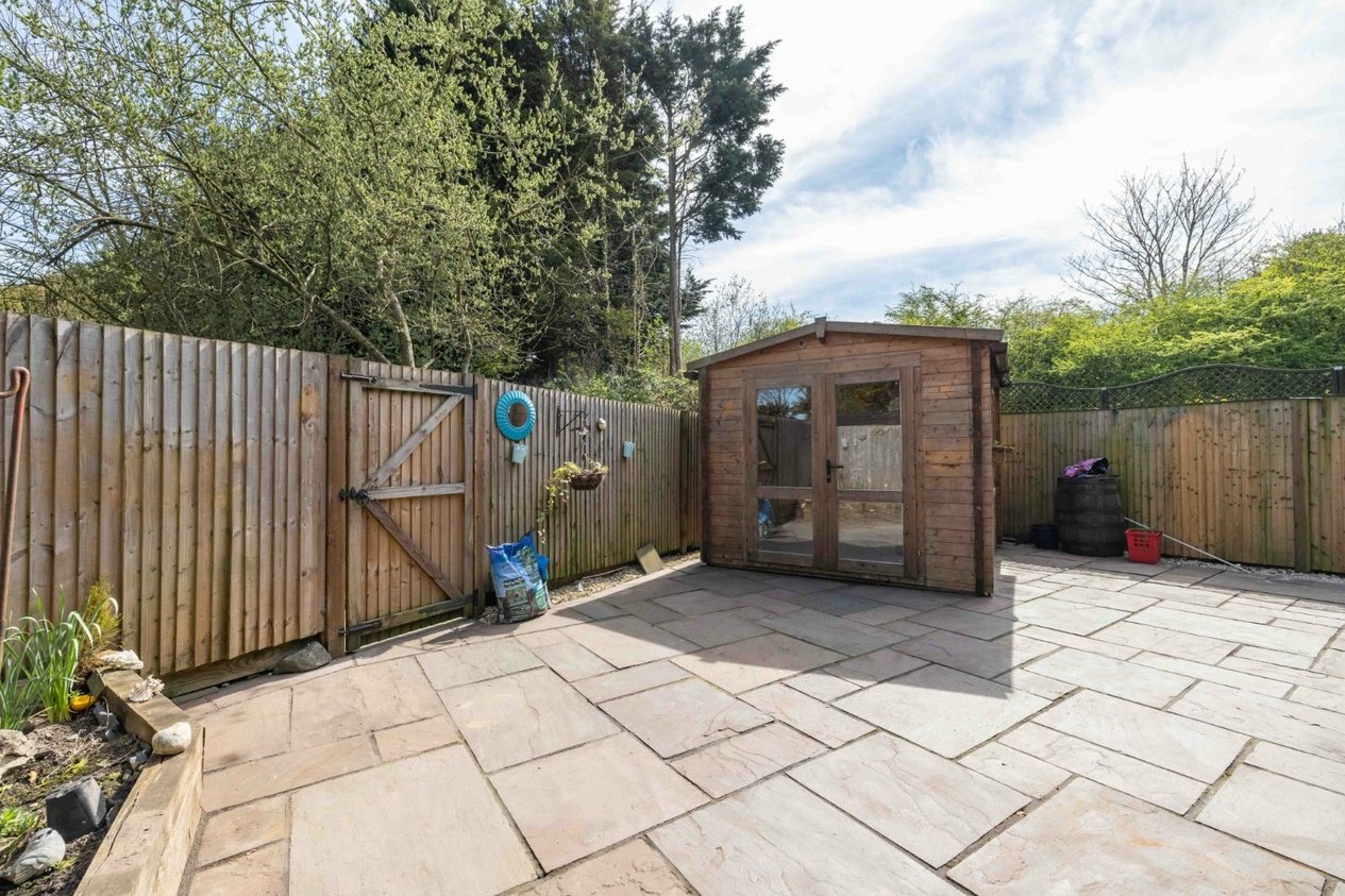 Properties For Sale in Somerfield Barn Court Sellindge