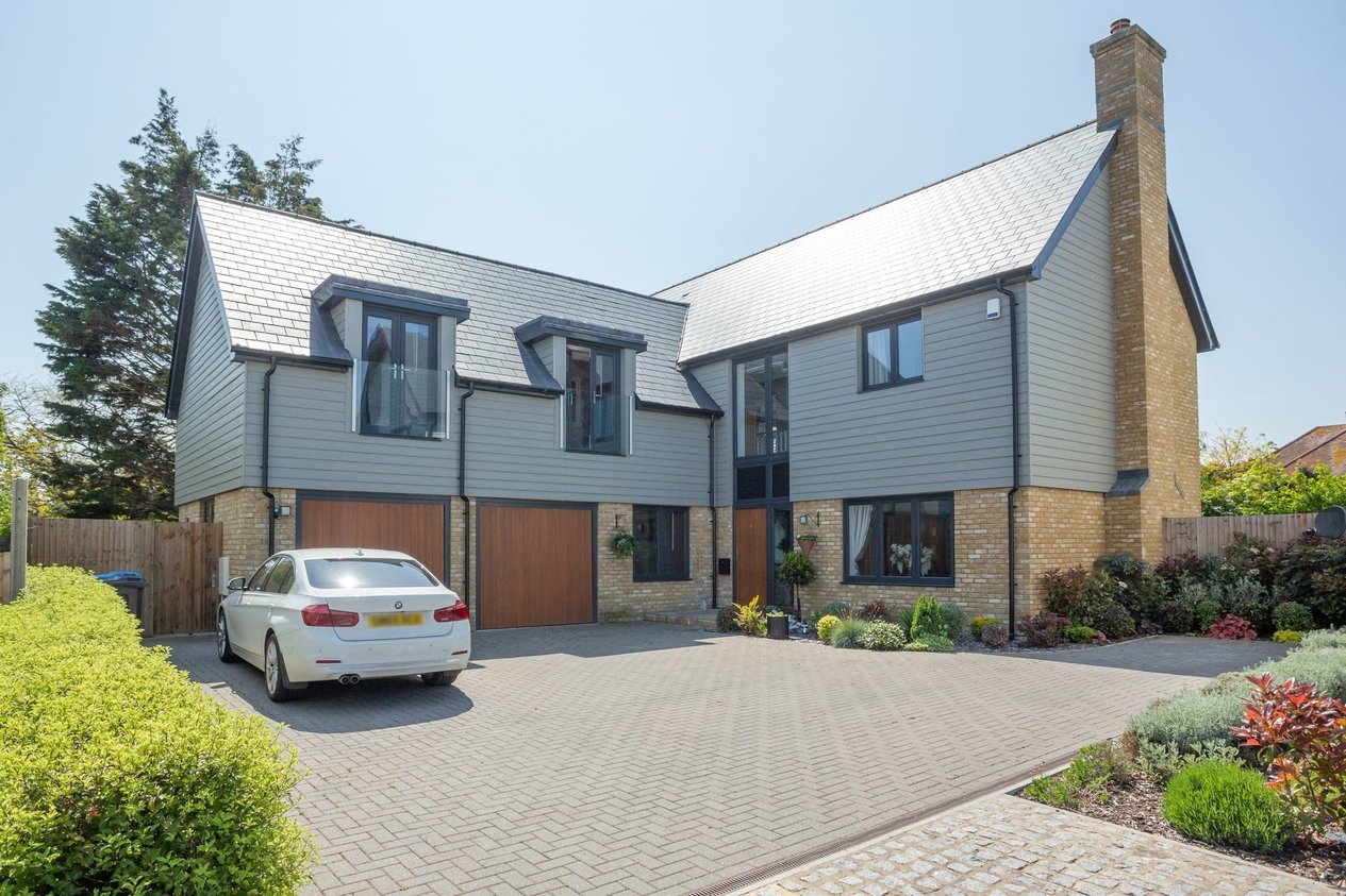 Properties For Sale in South Cliff Place  Broadstairs