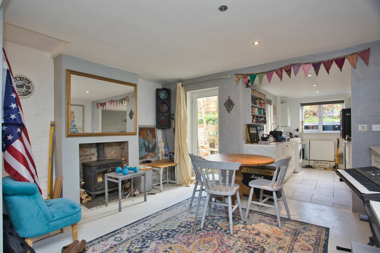 Properties Sold Subject To Contract in Southbourne Road  Folkestone
