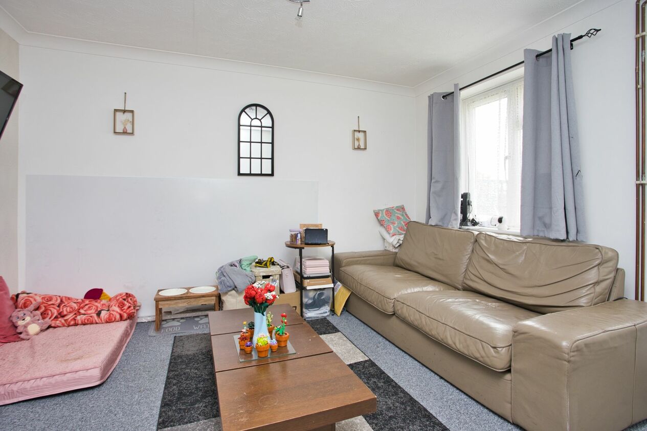 Properties For Sale in Southwall Road  Deal