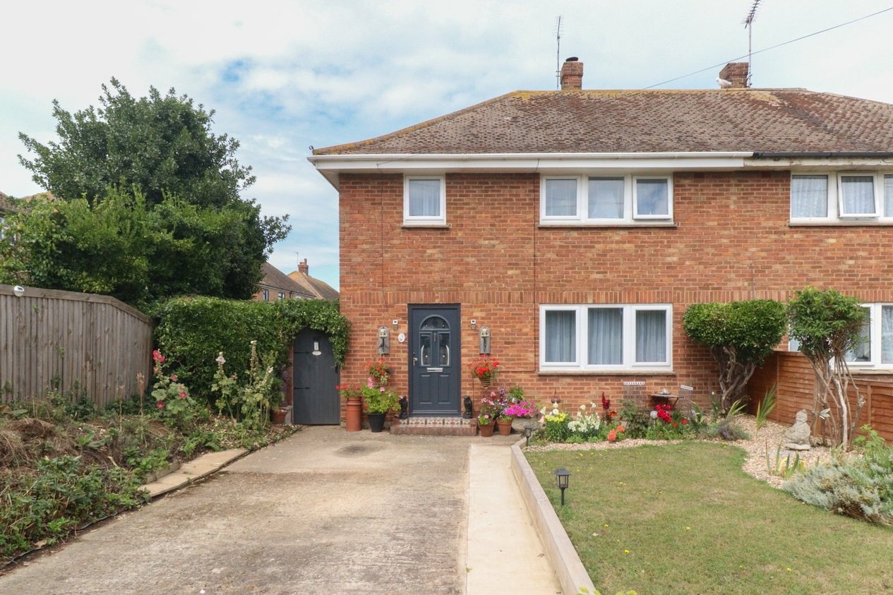 Properties For Sale in Southwold Place Westgate-On-Sea
